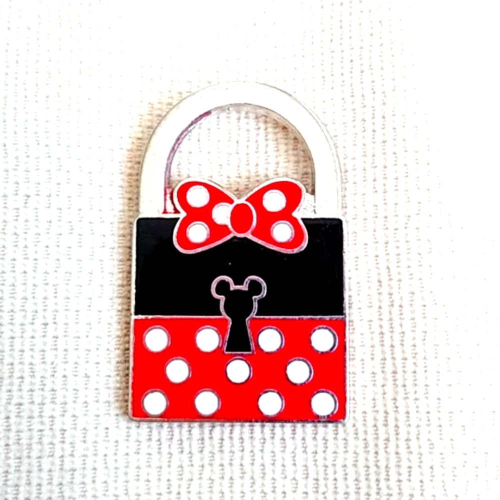 DISNEY LIMITED RELEASE MINNIE LOCK PIN - Picture 1 of 5